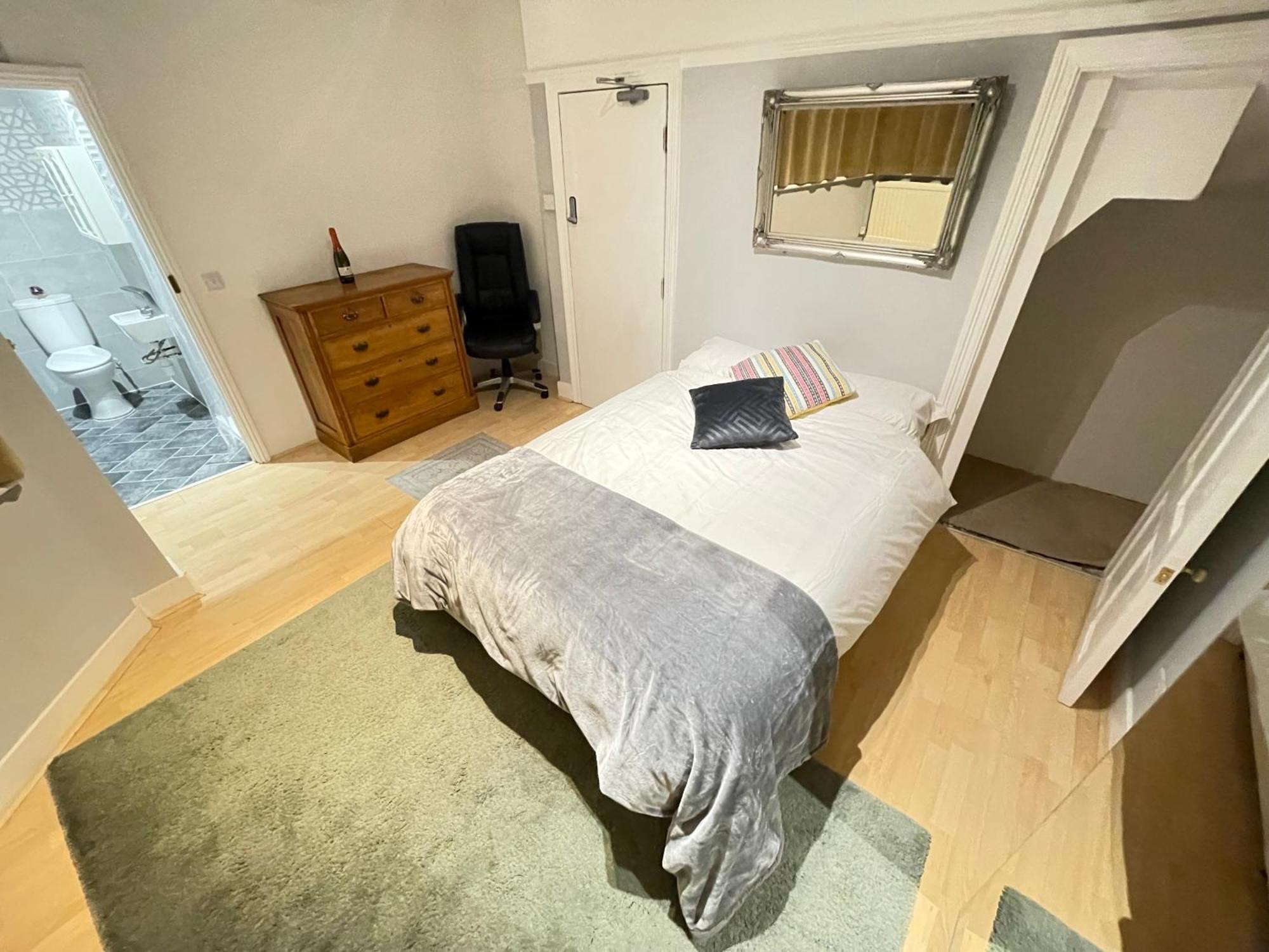 With Private Bathroom And Shared Kitchen
